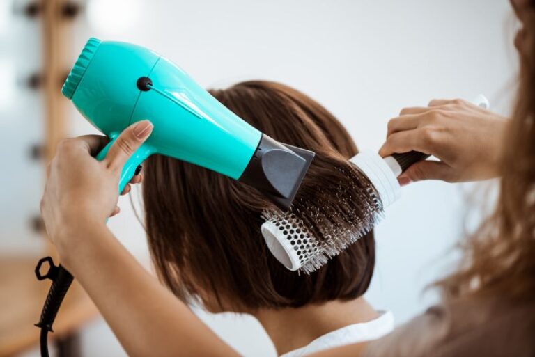 Best Hair Dryer for Frizzy Hair in Humidity